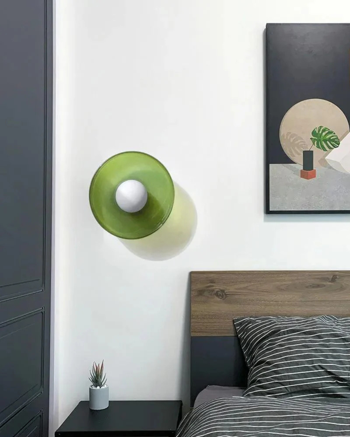 Umělecká Dekorativní Lampa ze Skla a Železa – Moderní Design pro Elegantní Interiéry, Vícebarevná 25 cm 2