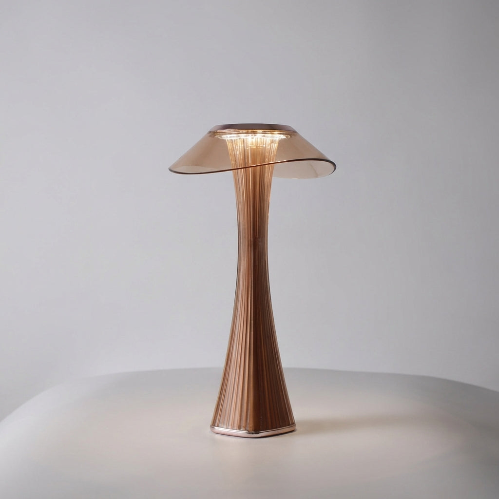Akcentová Lampa s USB-C Nabíjením a Teplým Světlem – Sochařský Design pro Moderní Interiéry 2