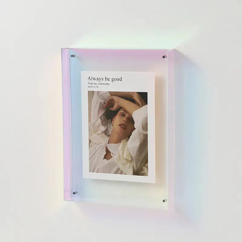 Akrilový rám na fotografie s barevným designem, moderní transparentní dekorace s jednoduchou montáží, ideální pro 7