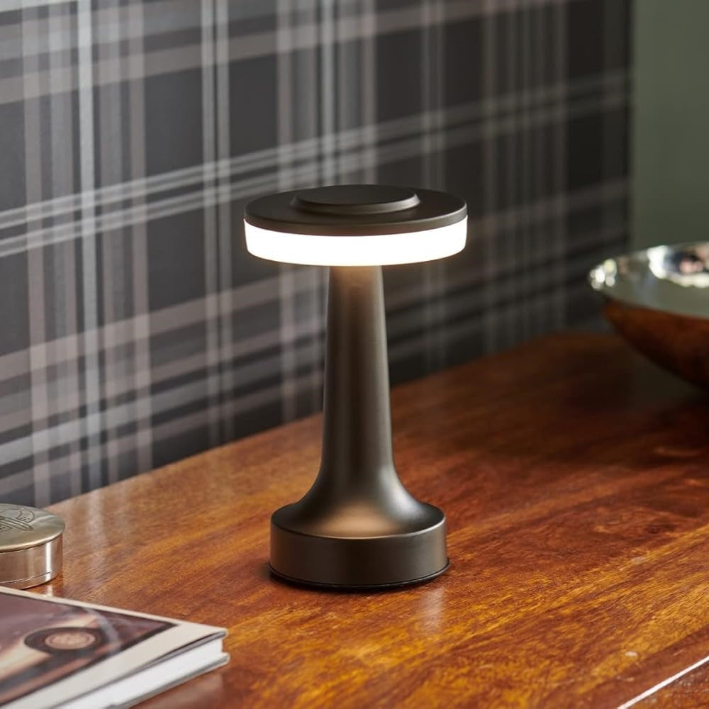 Bezdrátová stmívatelná barová stolní lampa s nastavitelnou teplotou světla a železným design 3