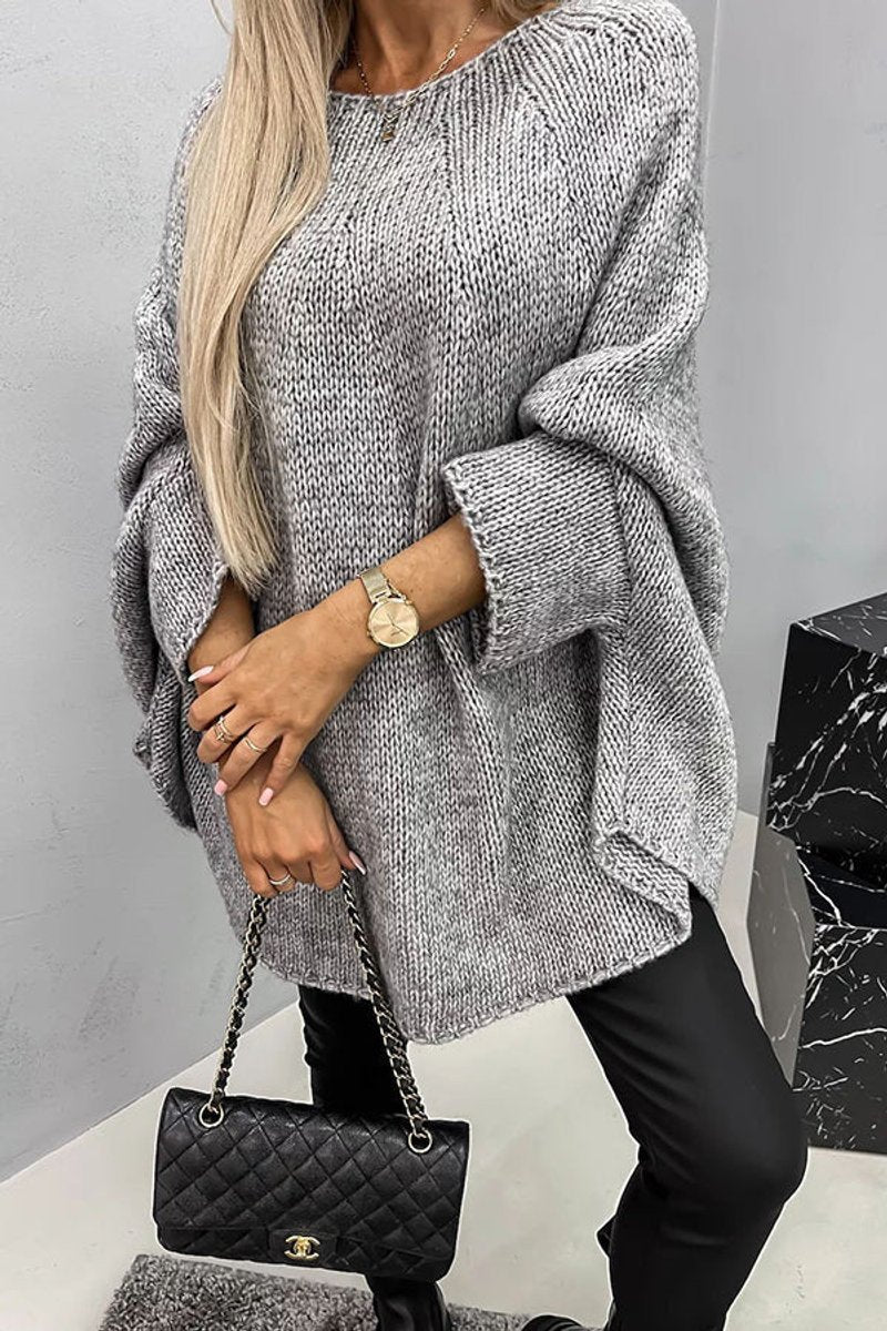 Dámský oversized pletený svetr s netopýřími rukávy a kulatým výstřihem, vyroben 1