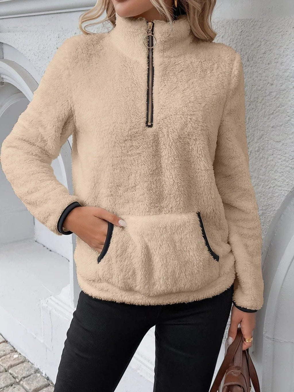 Dámský svetr Sherpa fleece s polovičním zipem a klokaní kapsou, ideální pro pohodlné a 6