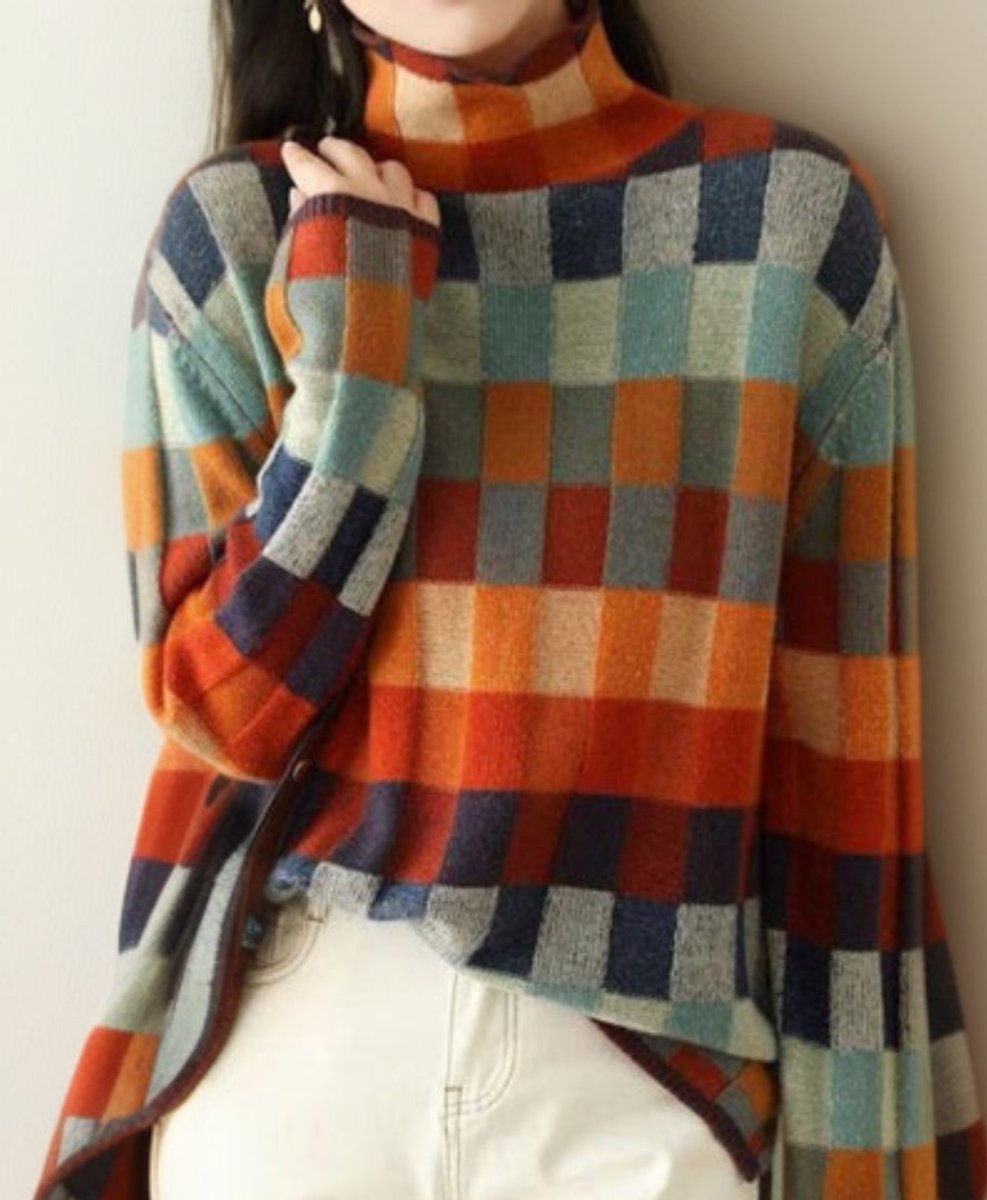 Dámský svetr s rolákem a barevným vzorem v oversized úpletovém stylu v odstínech oranž 0