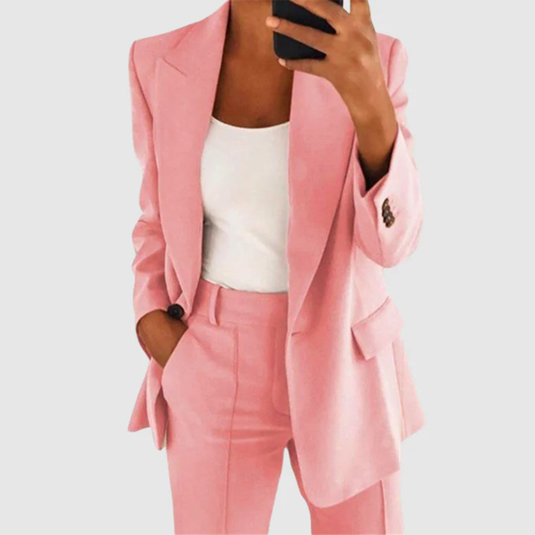 Dámský kostýmní set se sakem a kalhotami – elegantní dvoudílný outfit pro formální i neformální příležitosti 2