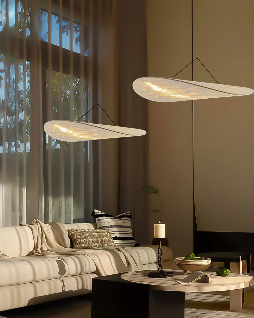 Decentní lampa Japandi s efektem světelného zatmění 1