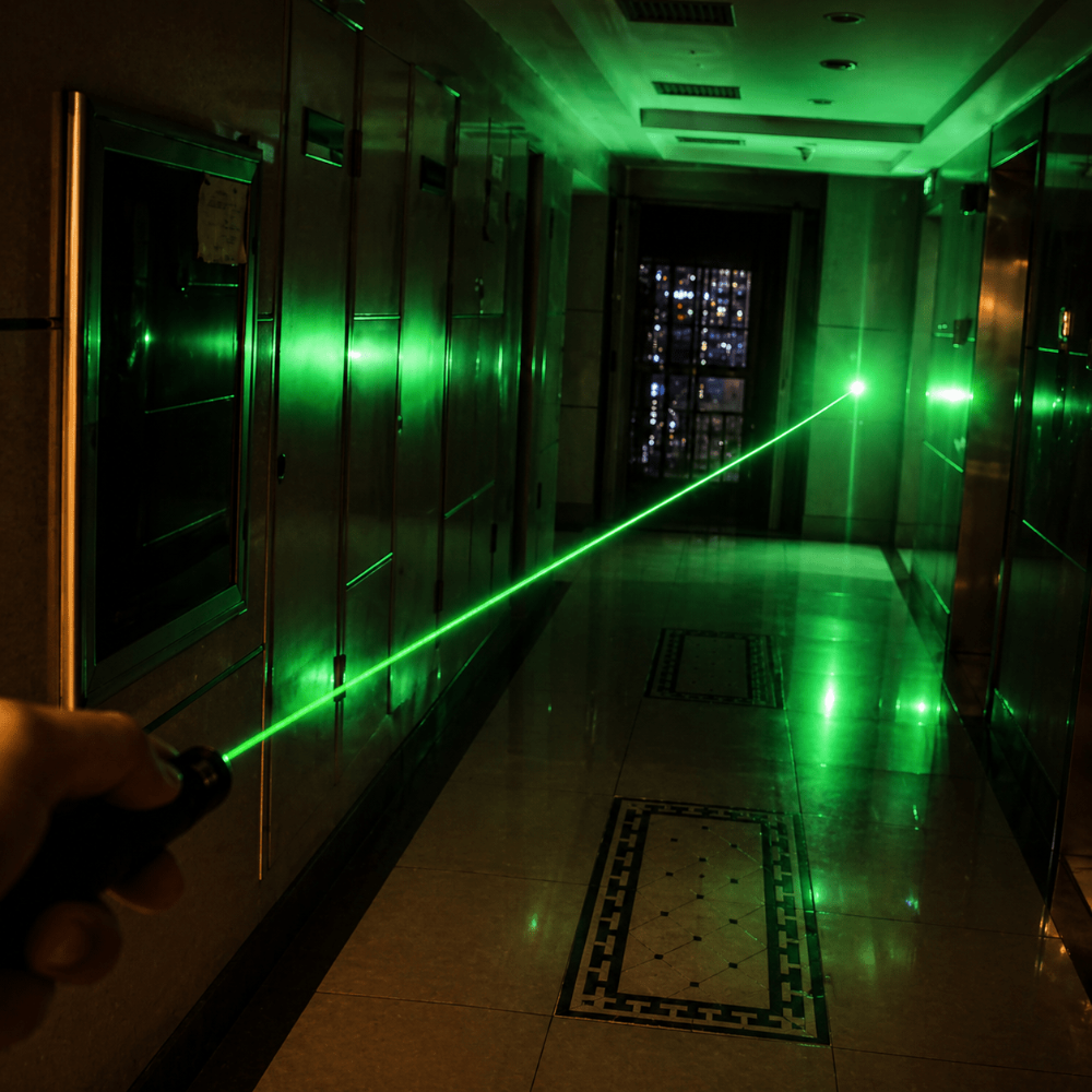 Dobíjecí laserové ukazovátko s nastavitelným zaostřováním – hliníkové provedení s dlouhým dosahem 1