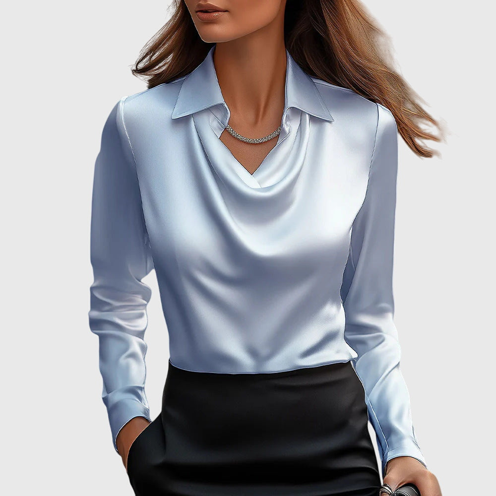 Elegantní dámská halenka s lichotivým řasením a splývavým střihem, vyrobená z jem 3