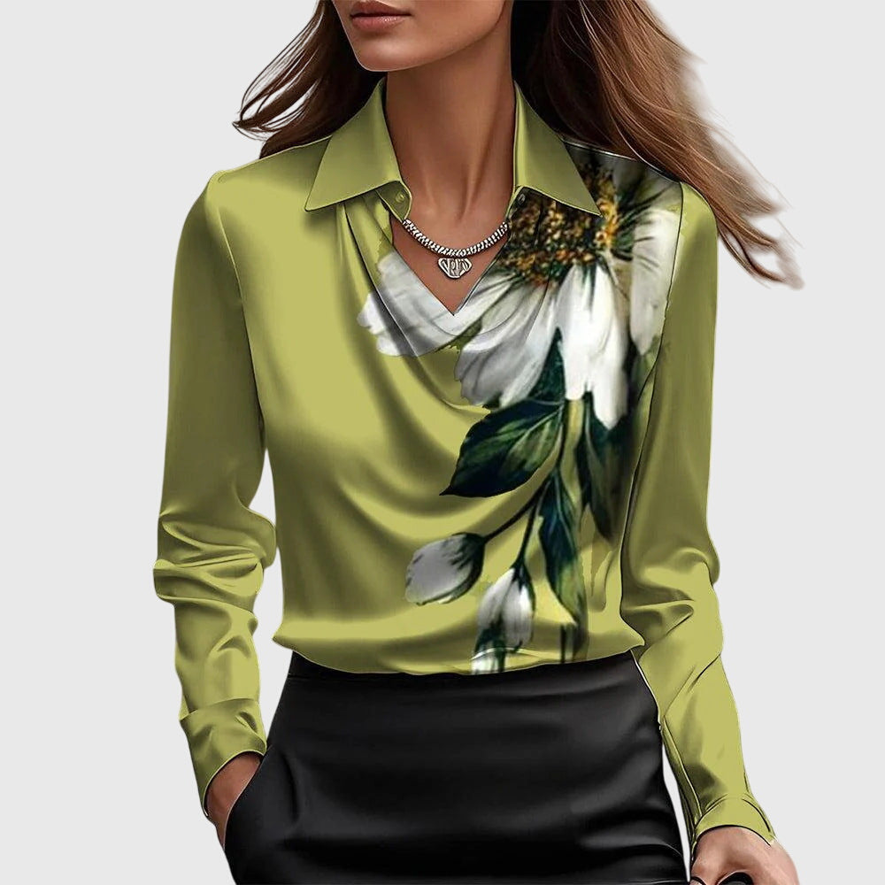 Elegantní dámská halenka s lichotivým řasením a splývavým střihem, vyrobená z jem 6