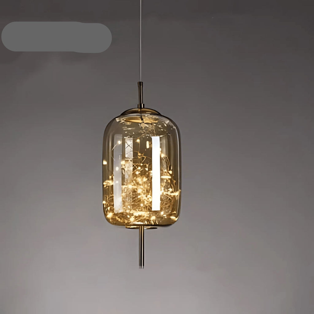 Elegantní závěsná lampa se skleněným stínidlem a motivem víly 11