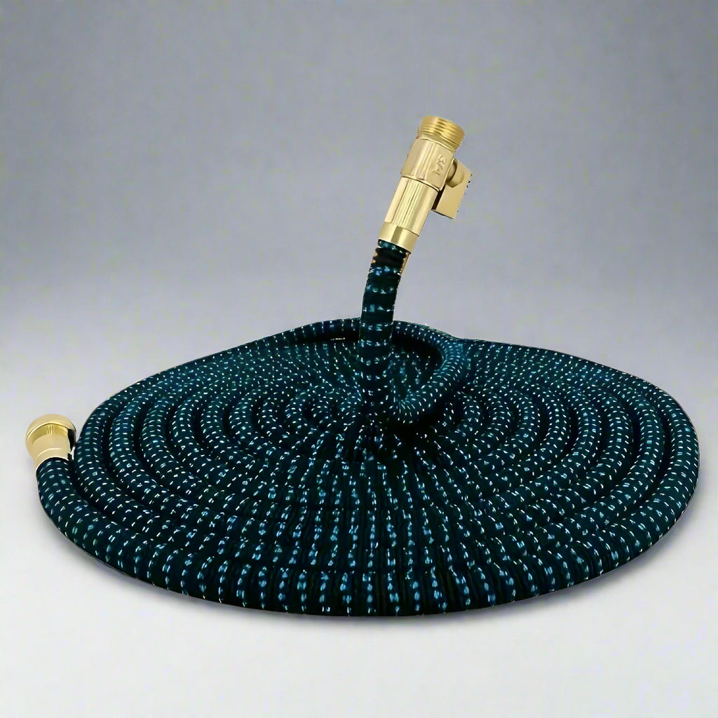 Flexibilní zahradní hadice o délce 15/30 m, roztažitelná, s multifunkční rozprašovací hlavicí – lehká a odolná 0