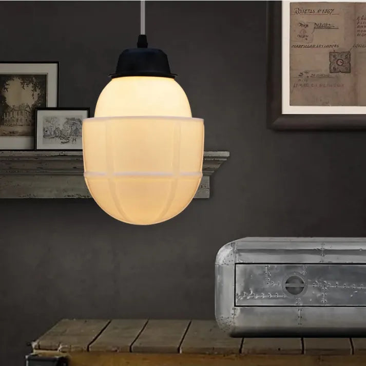 Geometrická lampa, která osvětlí prostor 10