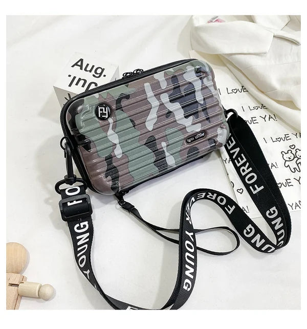 Kompaktní taška přes rameno s pevnou skořepinou – stylová a funkční pro každodenní použití 15