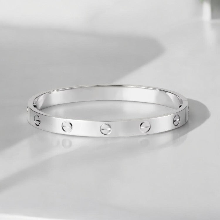 Kovový náramek se šroubky, minimalistický luxus 5