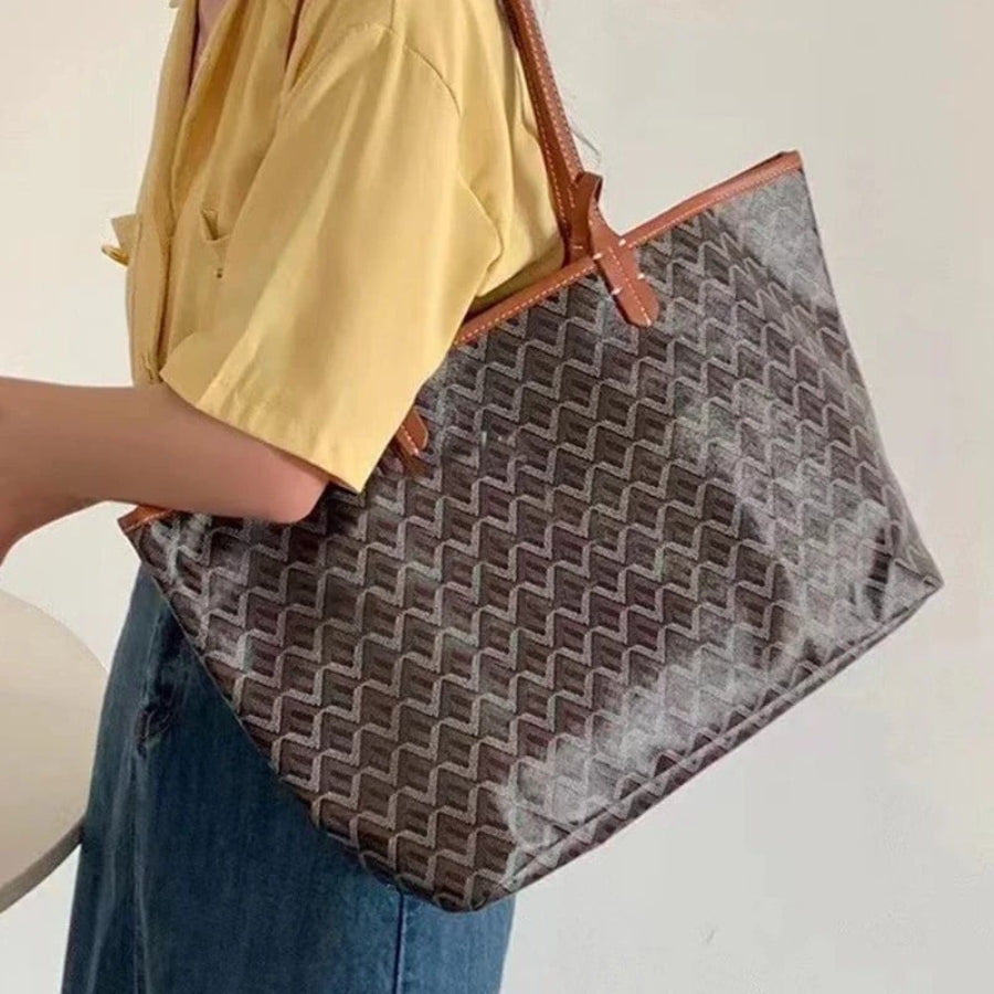 Kožená kabelka s elegantním tištěným motivem 1
