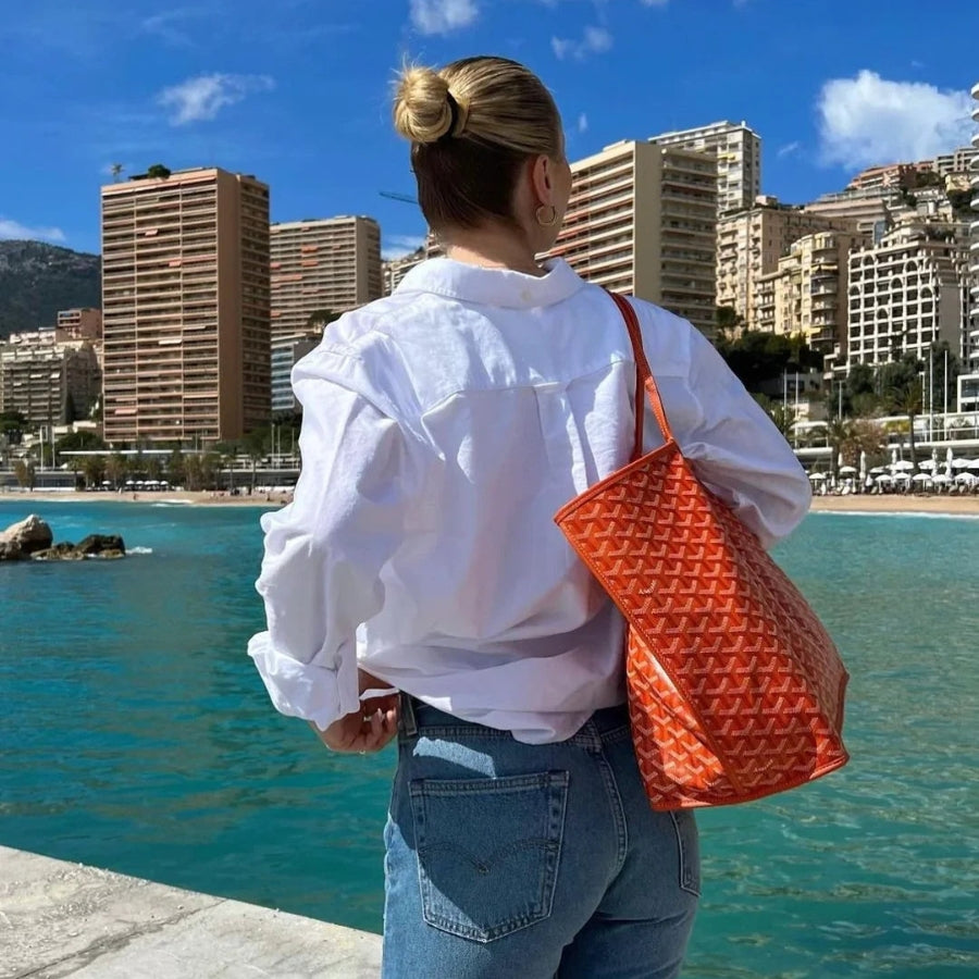 Kožená kabelka s elegantním tištěným motivem 7