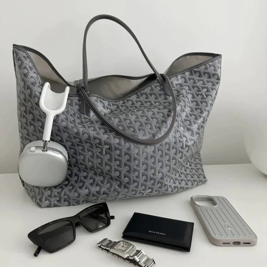 Kožená kabelka s elegantním tištěným motivem 9