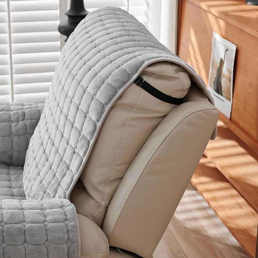 Kryt na křeslo s protiskluzovým střihem a úložnou kapsou, moderní prošívaný design 4