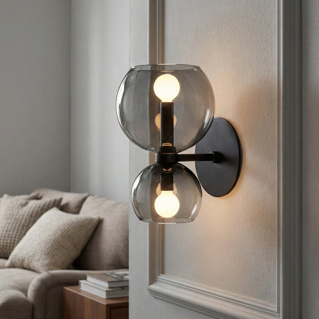 LED nástěnné svítidlo s dvojitým osvětlením – minimalistické bílé kovové 1