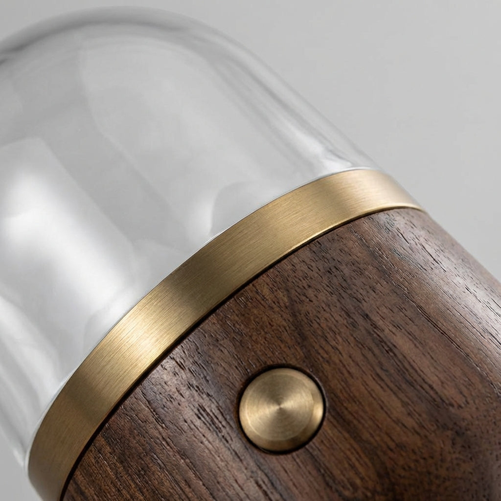 LED noční světlo s dřevěnou základnou a matným sklem – kompaktní design do ložnice 3