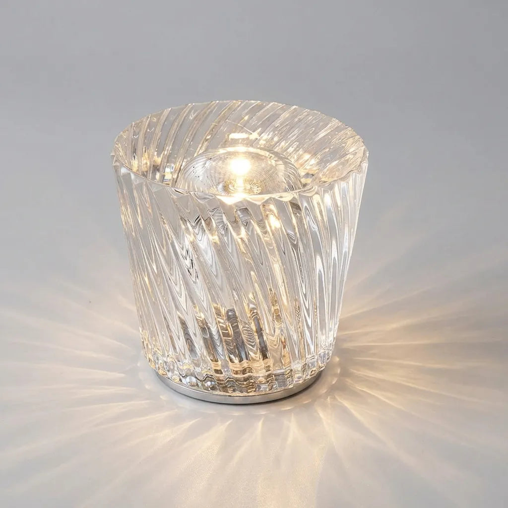 LED stolní lampa s fazetovanou křišťálovou povrchovou úpravou – kompaktní a energeticky úsporná 5