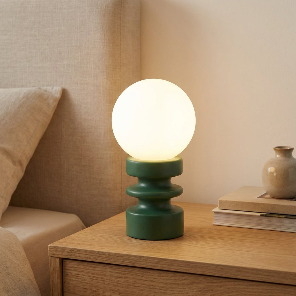 LED stolní lampa s matným stínidlem a dřevěnou základnou – vintage minimalistická stolní lampa do obývacího pokoje 1