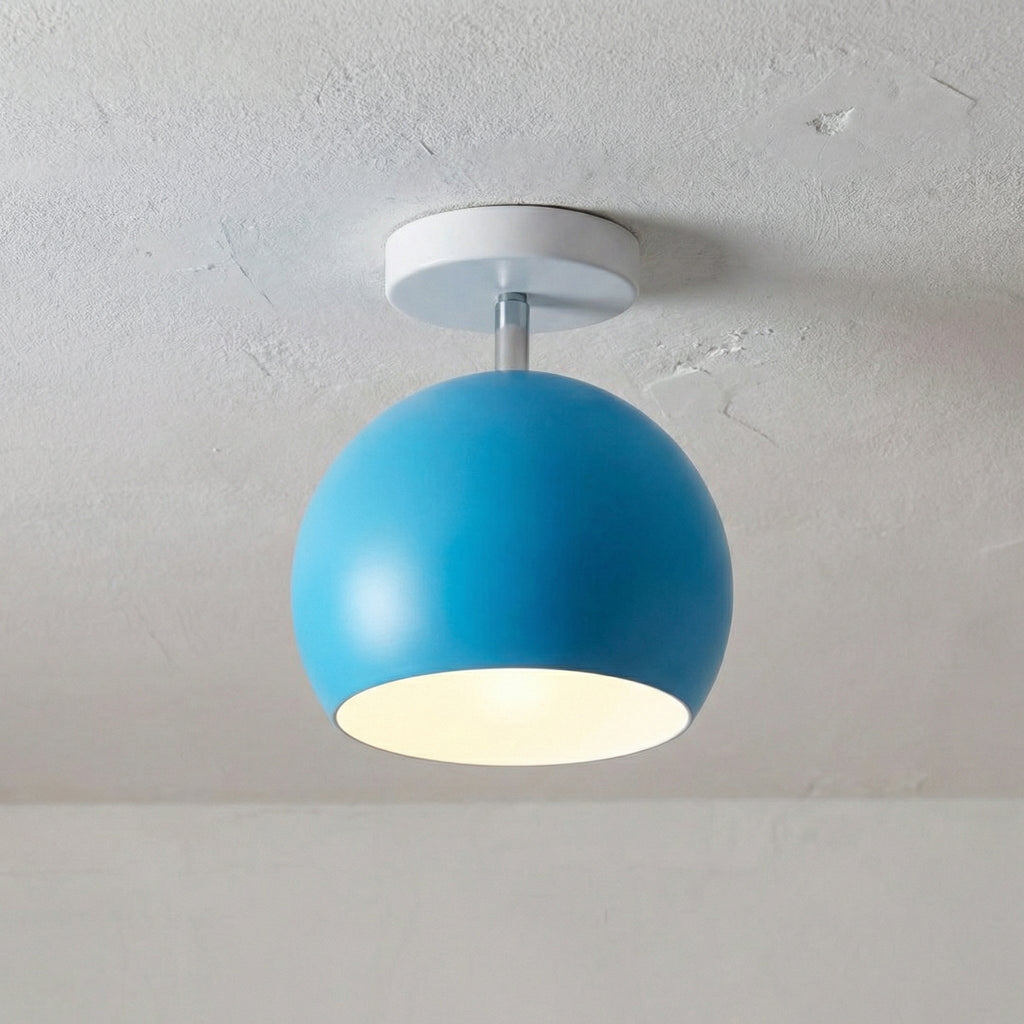 LED stropní svítidlo s kompaktním profilem a kulatou siluetou – moderní svítidlo pro nízké stropy 7