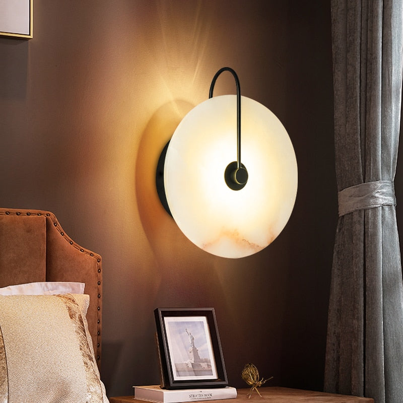 Luxusní LED svítidlo s mramorovou povrchovou úpravou pro elegantní interiér. 4