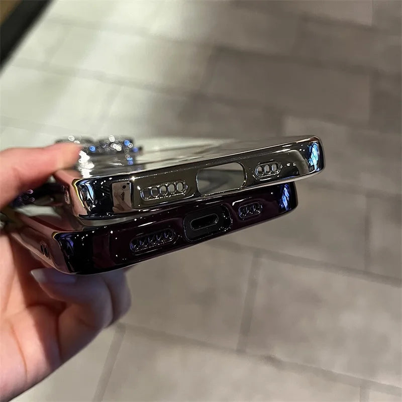 Magnetický měkký kryt se zlaceným povrchem pro iPhone – ochrana a styl 2