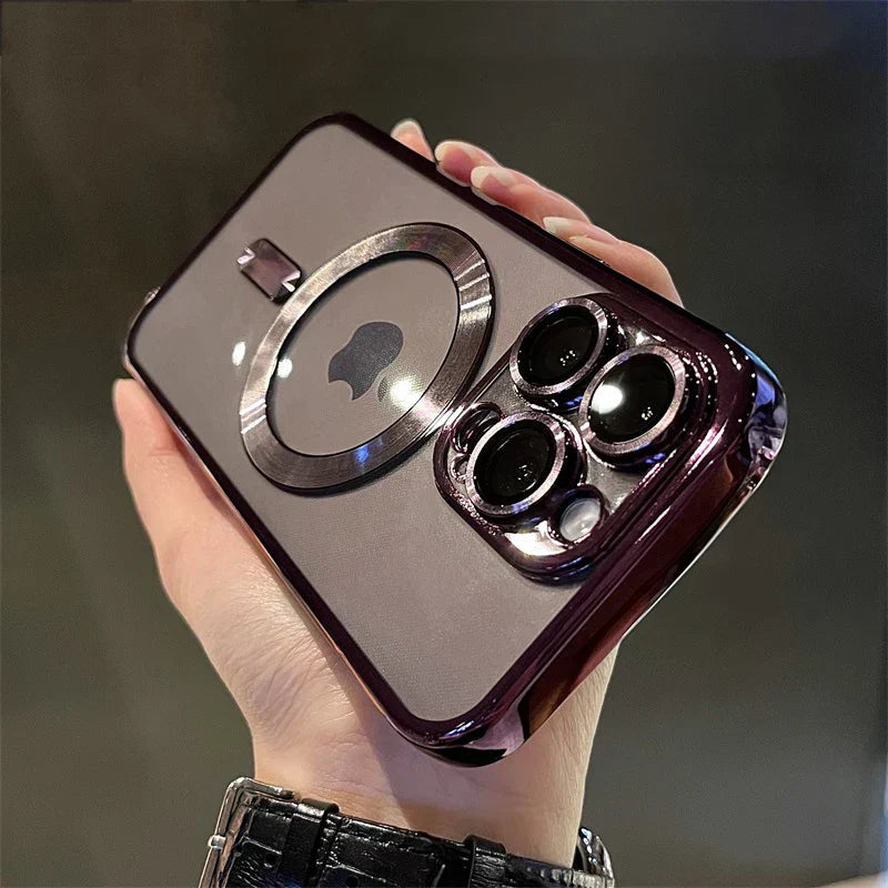 Magnetický měkký kryt se zlaceným povrchem pro iPhone – ochrana a styl 7