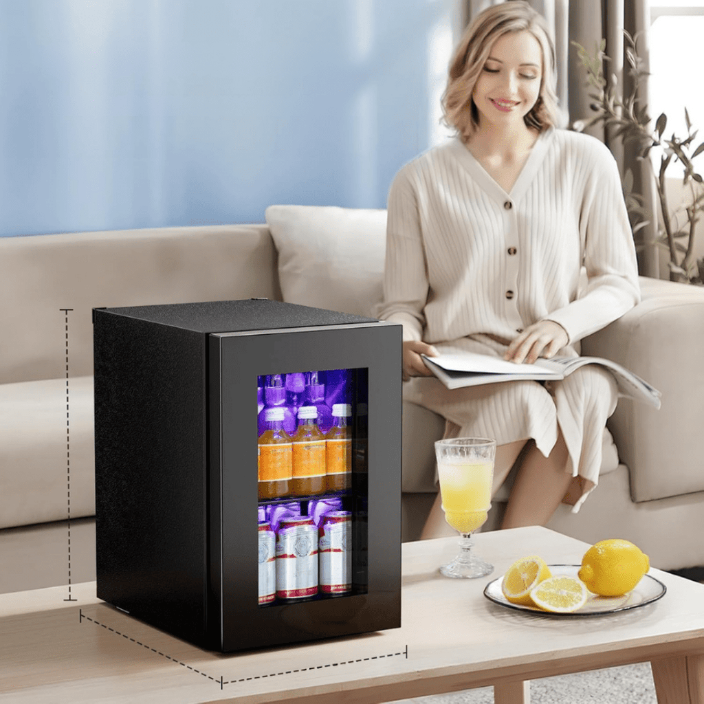 Mini Chladnička na Nápoje s Nastavitelnou Teplotou a Skleněnými Dveřmi – Kompaktní Design pro Domácnost a Kancelář 1