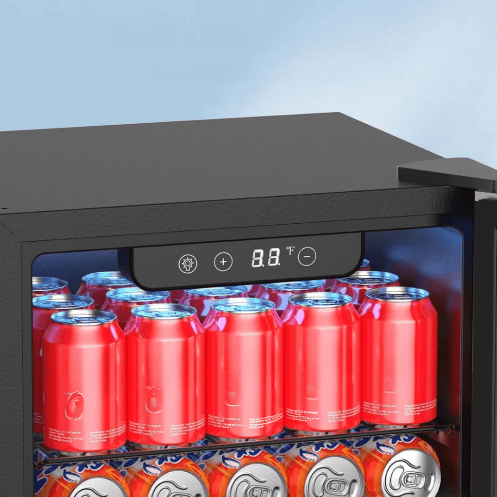 Mini Lednička s Digitální Regulací Teploty a Skleněnými Dveřmi – Koupelnový Bar s Nastavitelnými Policemi, 30 l 1