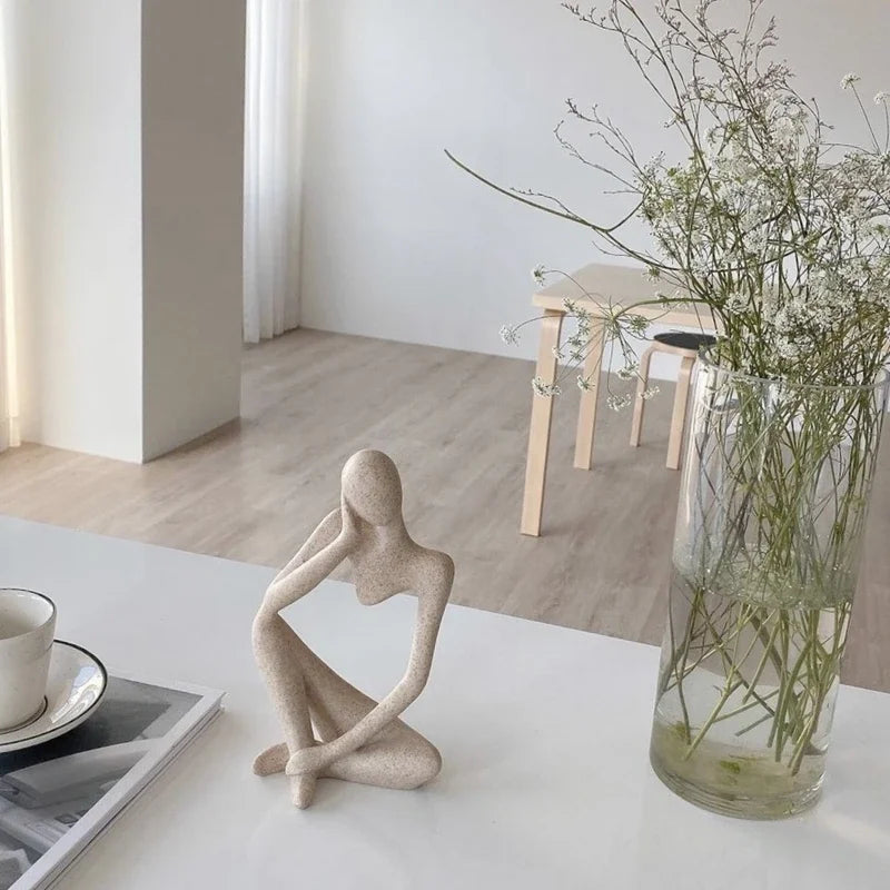 Minimalistická dekorace s abstraktním motivem 3