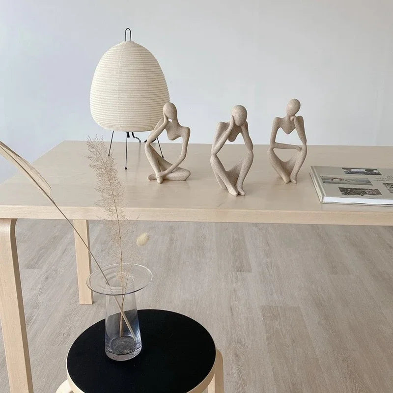 Minimalistická dekorace s abstraktním motivem 4