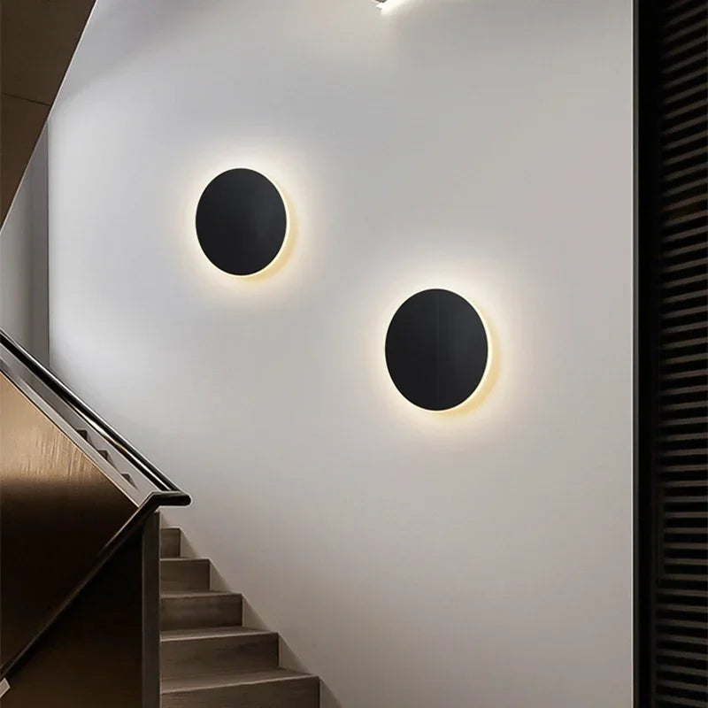 Moderní kulatá LED nástěnná lampa s lesklým efektem 3