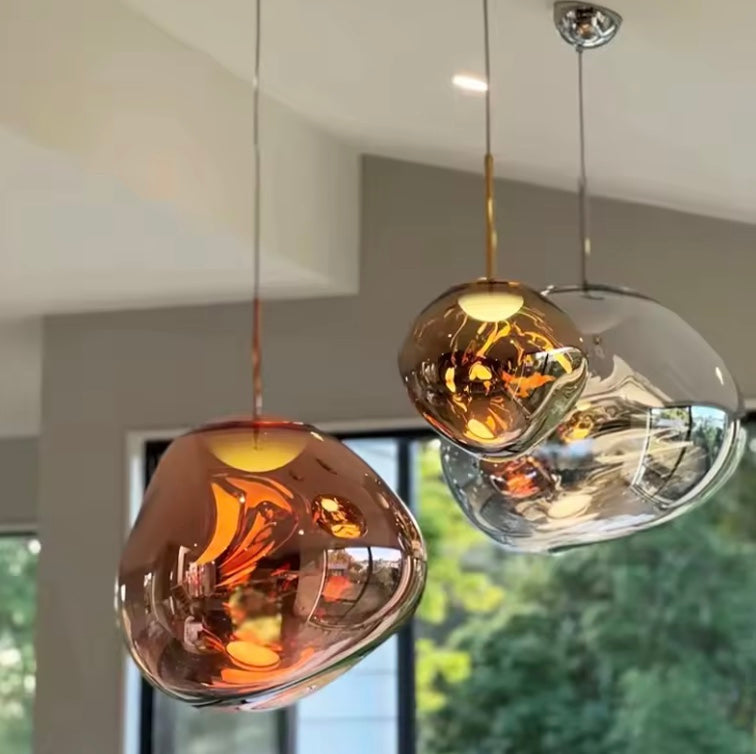 Moderní skleněná závěsná lampa pro stylové interiéry 3