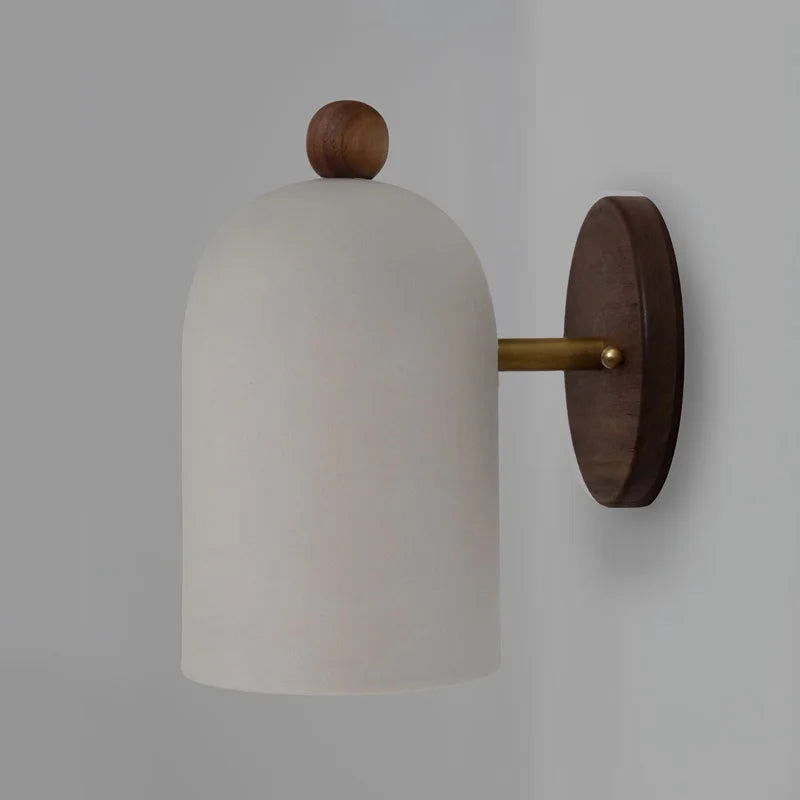 Nástěnná lampa z ořechového dřeva ve stylu wabi-sabi pro útulný interiér 2