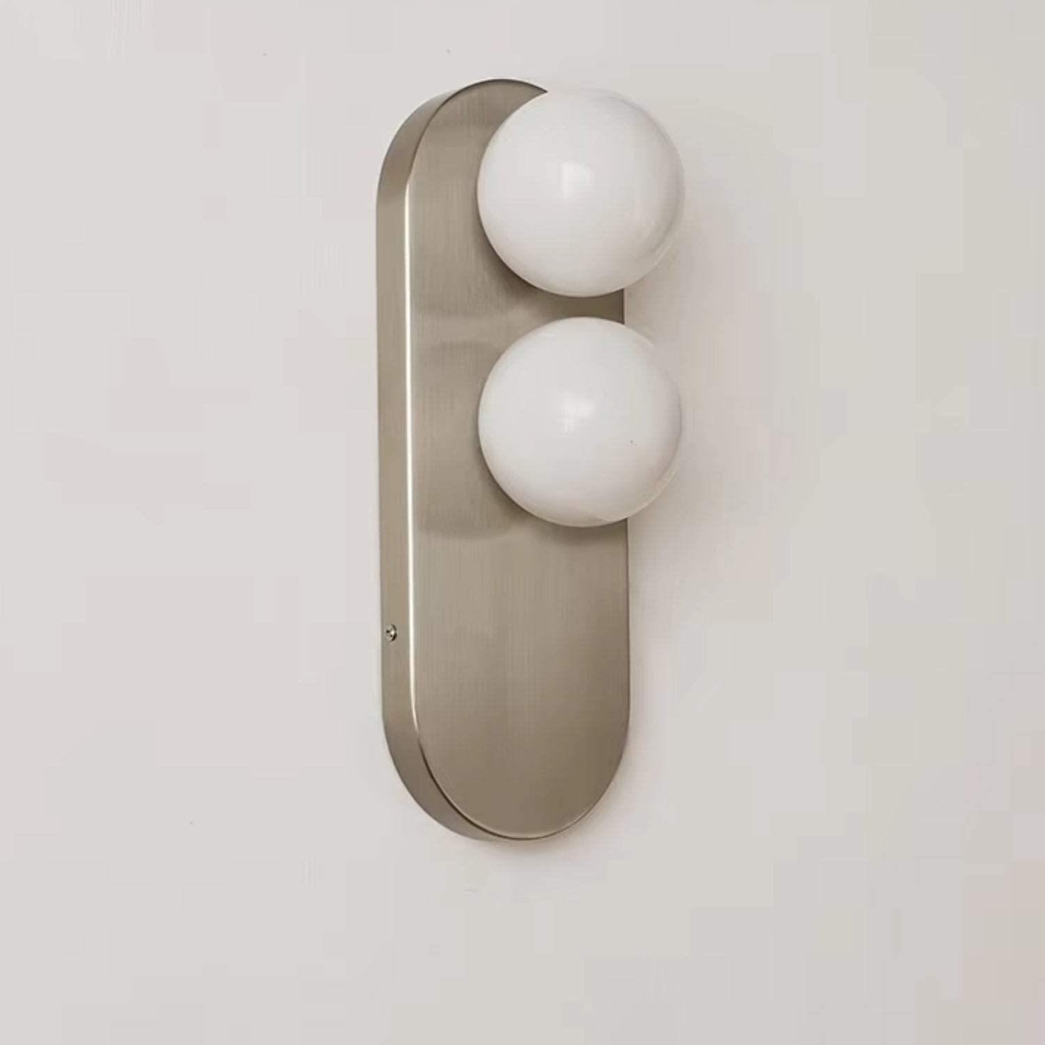 Nástěnné svítidlo s LED a matným sklem v moderním designu, kartáčovaný nikl, ide 0