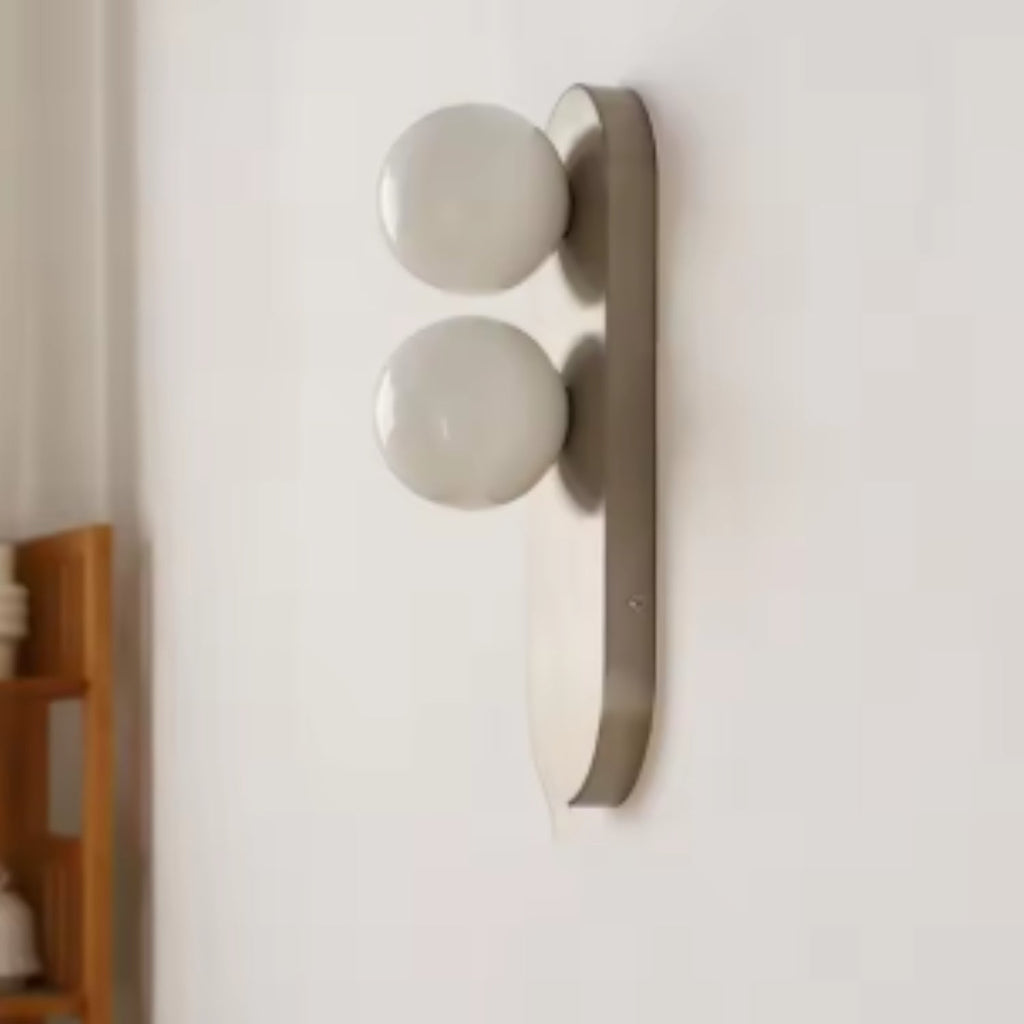 Nástěnné svítidlo s LED a matným sklem v moderním designu, kartáčovaný nikl, ide 1