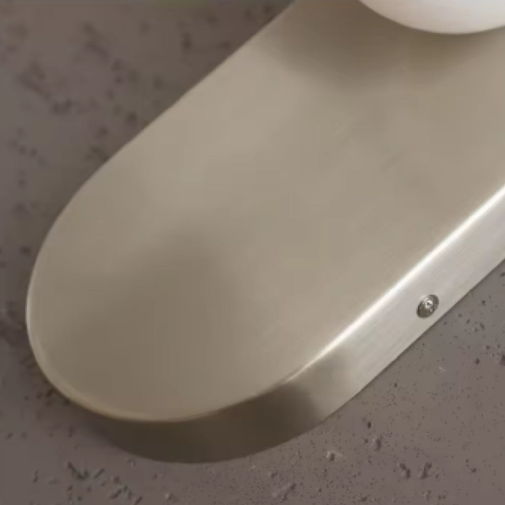 Nástěnné svítidlo s LED a matným sklem v moderním designu, kartáčovaný nikl, ide 7