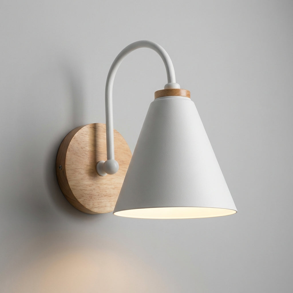 Nástěnné Svítidlo s Teplým Světlem a Dřevěným Akcentem – Moderní Minimalistický Design, Černý Kov 1