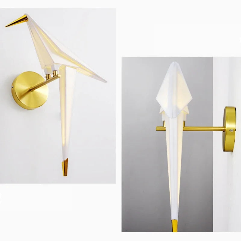 Neobvyklá nástěnná lampa s motivem kohoutku a papíru 3