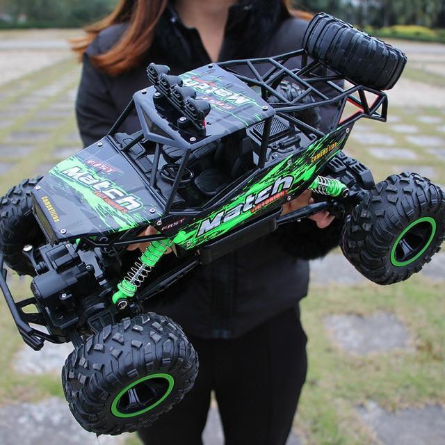 Odolný monster truck na dálkové ovládání pro terénní dobrodružství 8