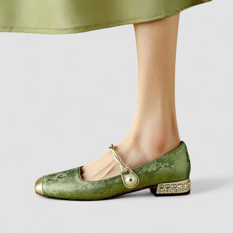 Ortopedické boty Mary Jane s nízkým blokovým podpatkem, elegantními detaily a černou kůží 1