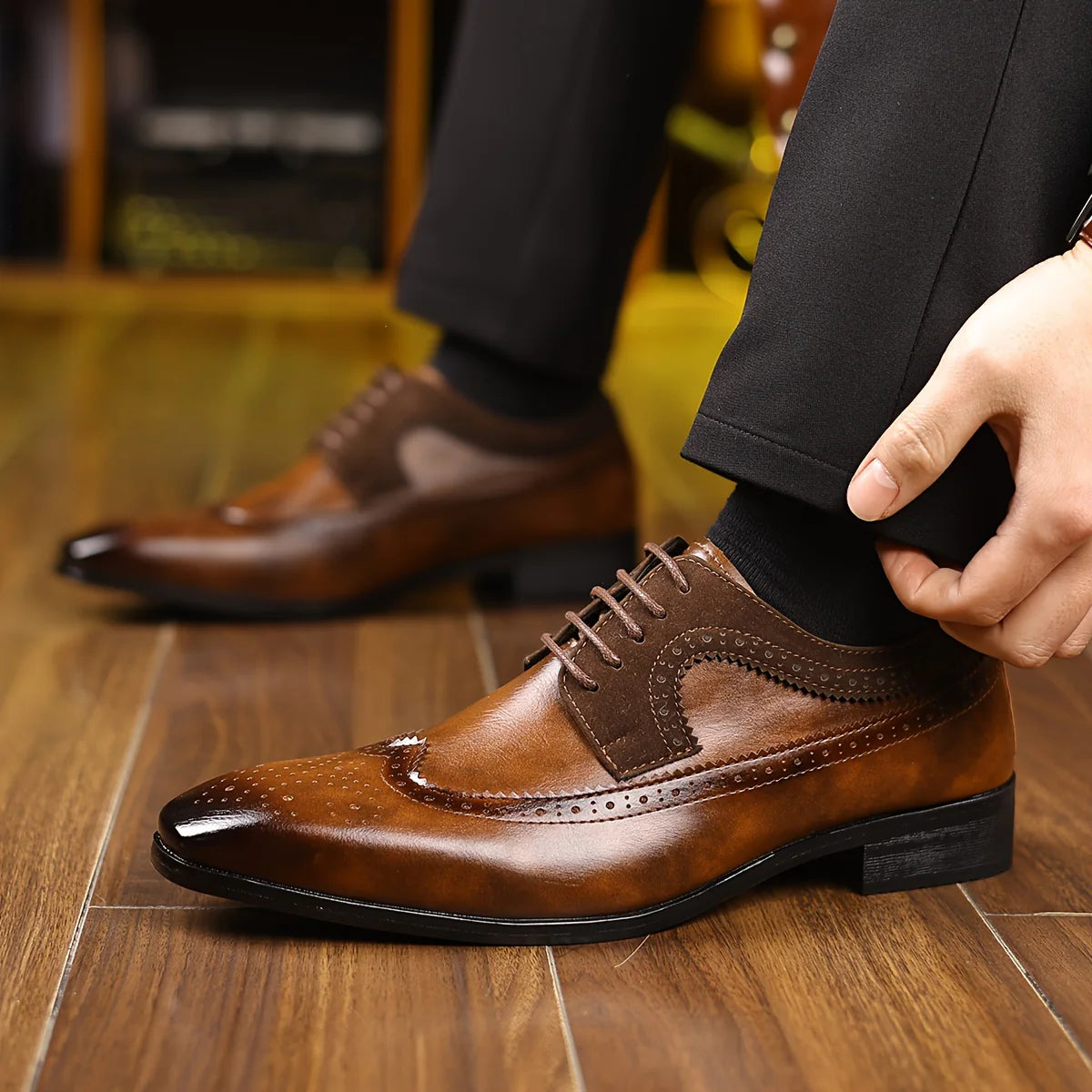 Pánské společenské boty s elegantním formálním designem - černá kůže, pohodlí a odolnost 1