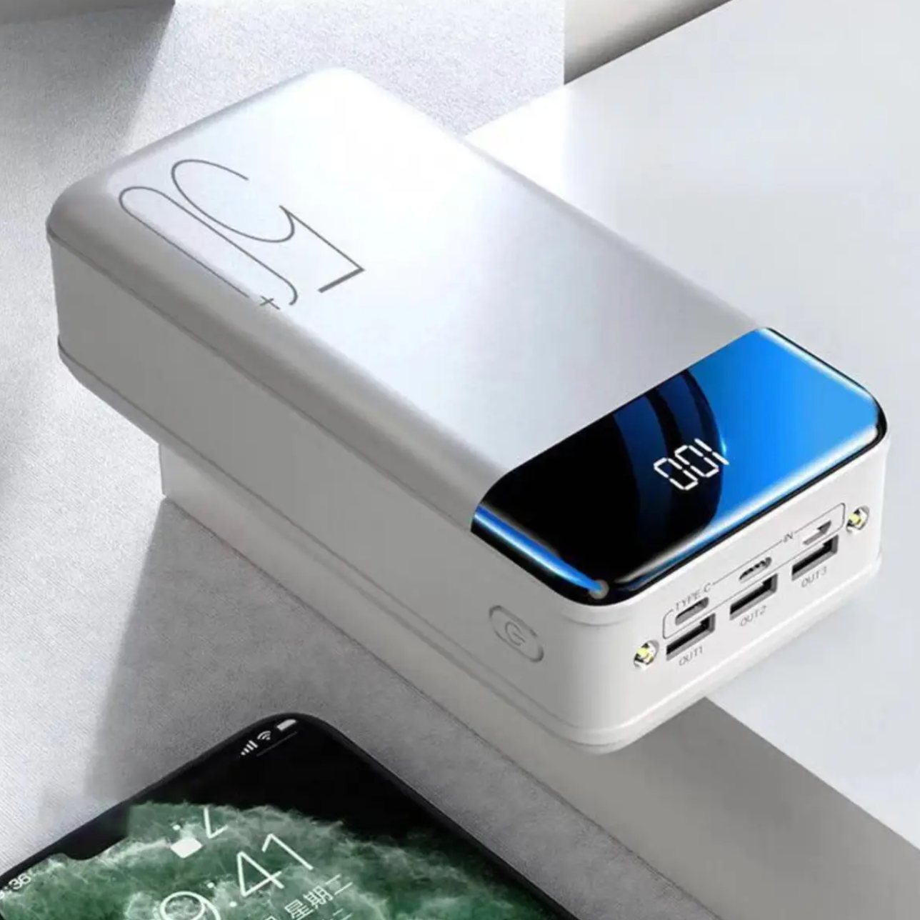 Powerbanka 30000mAh s rychlým nabíjením, kompaktní a přenosný design, ideální pro smart 8