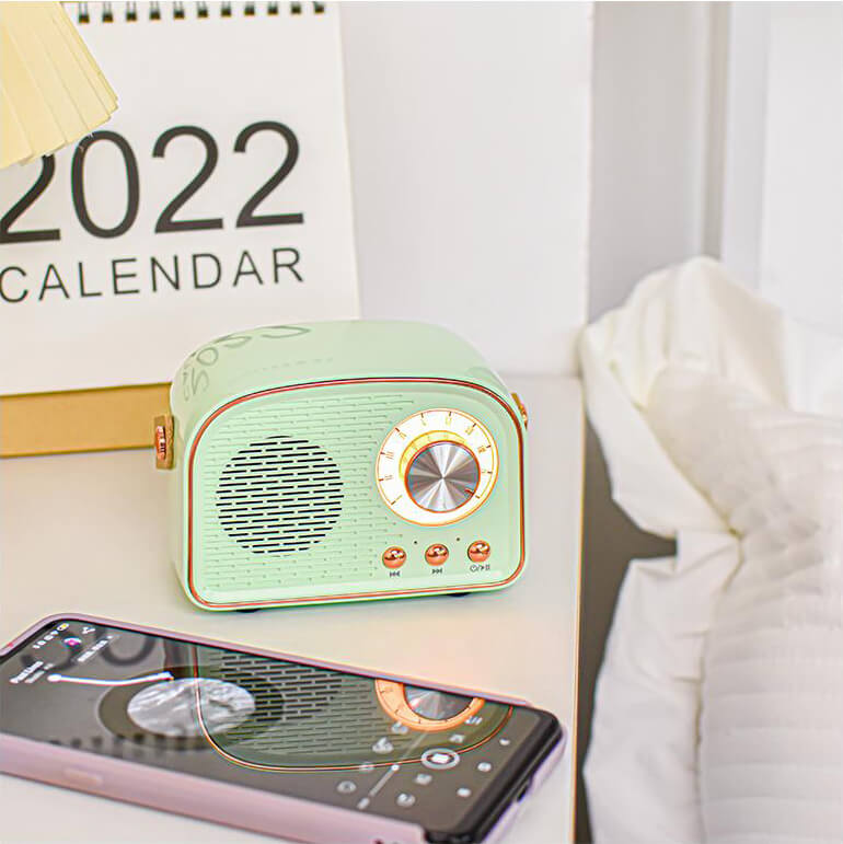 Přenosný Bluetooth reproduktor v retro stylu s vysoce kvalitním zvukem a dlouhou výdrží baterie – kompaktní a stylový design 3