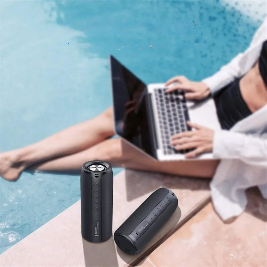 Přenosný, vodotěsný Bluetooth reproduktor s výkonem 10 W a 12hodinovou výdrží baterie – kompaktní a lehký design 2