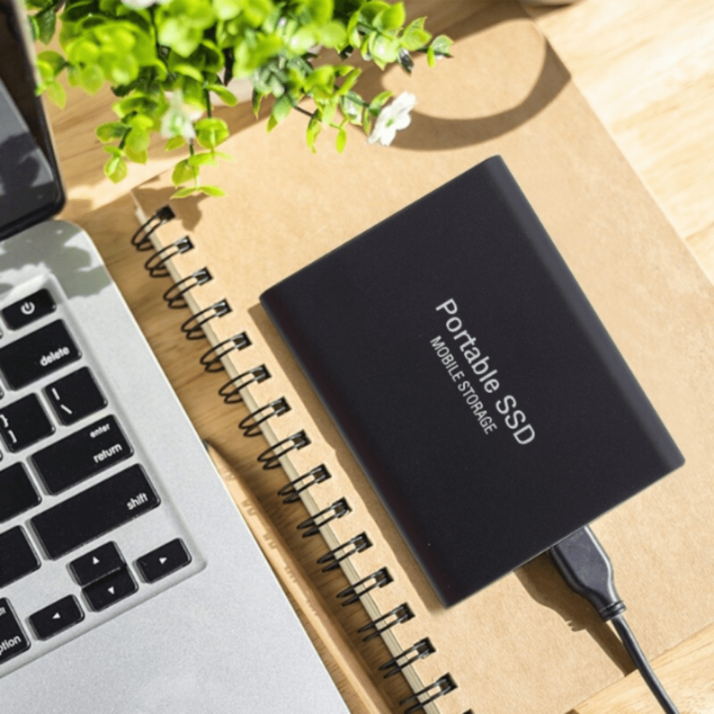 Přenosný externí SSD disk s vysokorychlostním USB-C a vodotěsným provedením 3