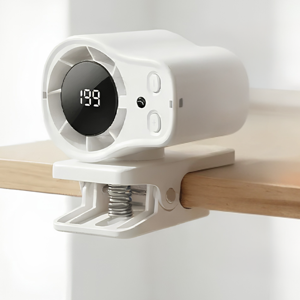 Přenosný ventilátor s připínacím mechanismem, nastavitelným průtokem vzduchu a LED displejem – kompaktní chlazení na stůl nebo na cesty 2