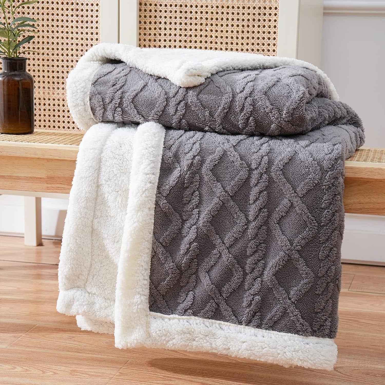Přikrývka Sherpa z Česaného Fleece pro celoroční použití, měkká a teplá deka 1